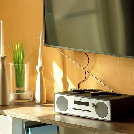 Ostseeglueck - 5-sterne-ferienwohnung Mit Suedbalkon Und Blick Zum Saaler Bodden * Wustrow (Fischland)