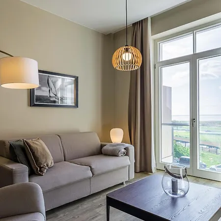 شقة Ostseeglueck - 5-sterne-ferienwohnung Mit Suedbalkon Und Blick Zum Saaler Bodden